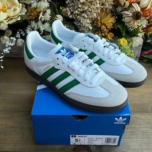 Adidas samba OG size 5.5 men or women’s 6.5/7